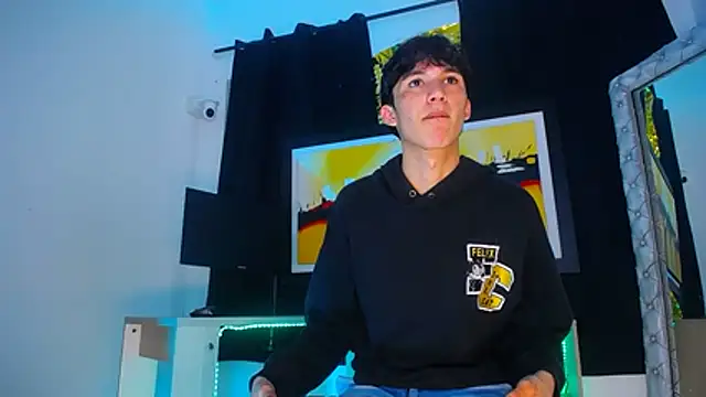 jullian ricci online show from 03.26.26