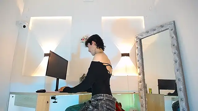jullian ricci online show from 05.09.26