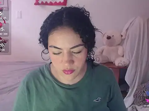 Snapshot of MaissaArabic chatting on 02.26.26 MaissaArabic online show from 02.26.26