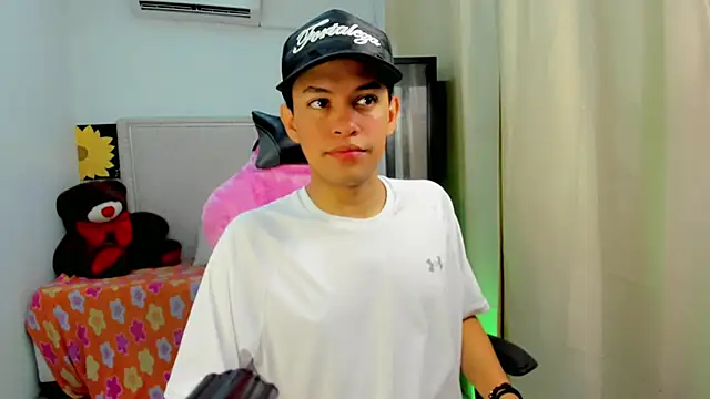 Top and bottom online show from 04.02.26