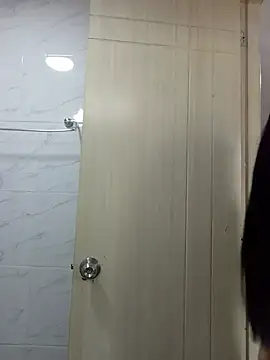 Snapshot of miss_walkert chatting on 05.29.26 miss walkert online show from 05.29.26