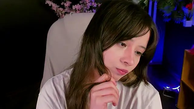 Snapshot of May_Ling chatting on 07.16.26 May Ling online show from 07.16.26