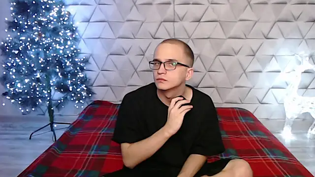 Pure Aura online show from 02.15.26