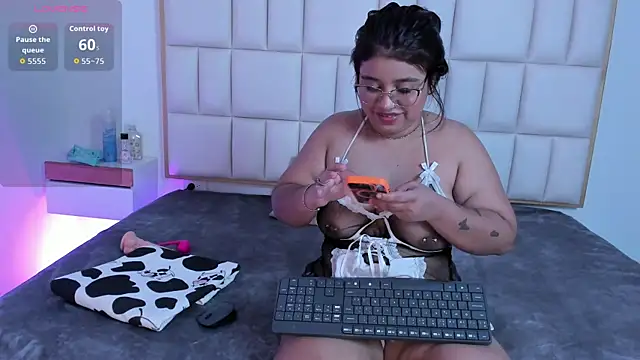 abigail johnson online show from 04.10.26