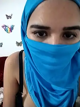 Snapshot of sarah_Dau chatting on 02.26.26 sarah Dau online show from 02.26.26