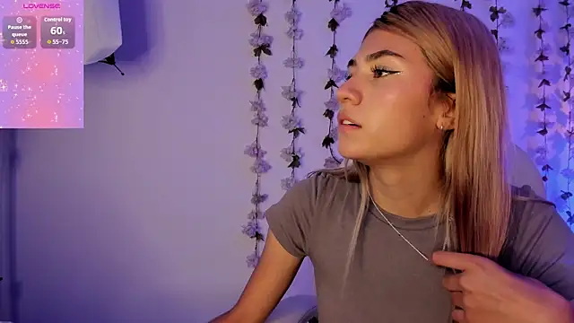 Chris Velvett online show from 04.15.26