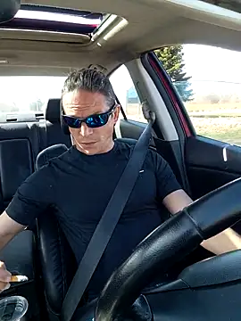 Snapshot of ShadowLove85 chatting on 04.15.26 ShadowLove85 online show from 04.15.26