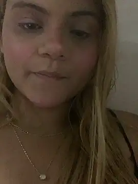 Snapshot of ayla0881 chatting on 02.17.26 ayla0881 online show from 02.17.26