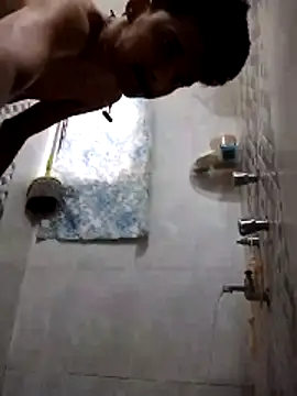 Snapshot of kalliJ chatting on 02.14.26 kalliJ online show from 02.14.26