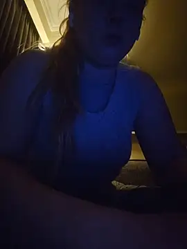 Snapshot of ShySweetheart chatting on 03.24.26 ShySweetheart online show from 03.24.26