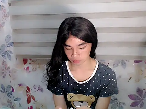 Snapshot of reinaortegax chatting on 03.29.26 reinaortegax online show from 03.29.26