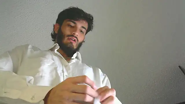 Snapshot of LovexJuxn8 chatting on 02.15.26 LovexJuxn8 online show from 02.15.26