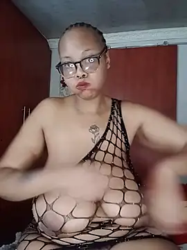 ShantelBootyBoobs online show from 07.17.26