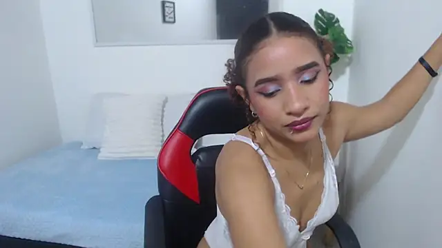 Alice Grinnerk online show from 02.18.26