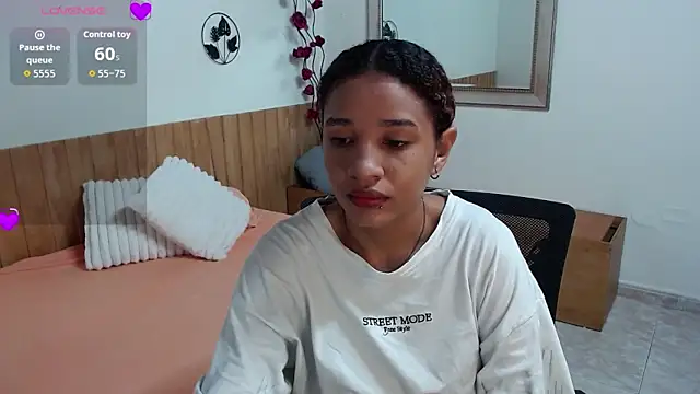 Alice Grinnerk online show from 03.20.26