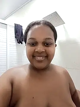 PerlaCurvasgrandes online show from 02.21.26