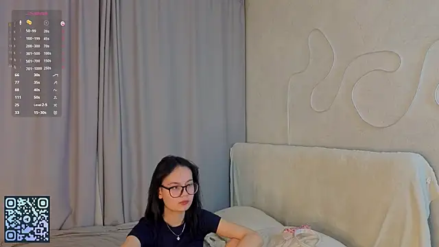 BeatrisRosel online show from 04.15.26