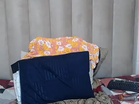 Snapshot of Scatter_Babie chatting on 04.15.26 Scatter Babie online show from 04.15.26