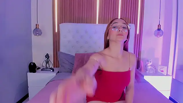 Snapshot of AmbeerRosee chatting on 02.14.26 AmbeerRosee online show from 02.14.26