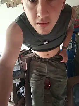 Snapshot of lenin9 chatting on 05.19.26 lenin9 online show from 05.19.26