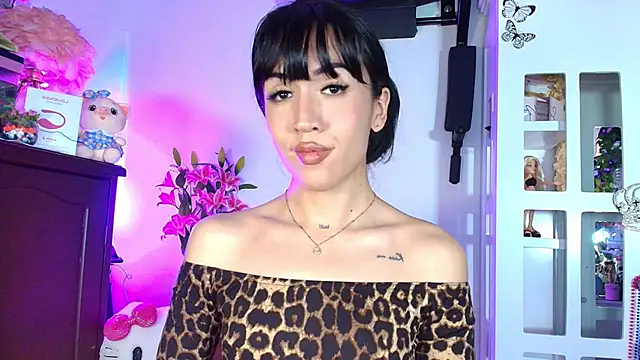 Snapshot of Yiyii chatting on 05.11.26 Yiyii online show from 05.11.26