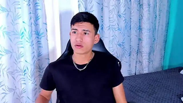 NicolasTorrez online show from 02.11.26