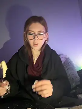 Milli-Kiss online show from 04.05.26