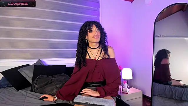 Snapshot of Tamia_25 chatting on 07.01.26 Tamia 25 online show from 07.01.26