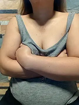 squirtshantal online show from 11.14.25