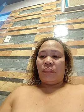 Snapshot of squirtshantal chatting on 03.02.26 squirtshantal online show from 03.02.26