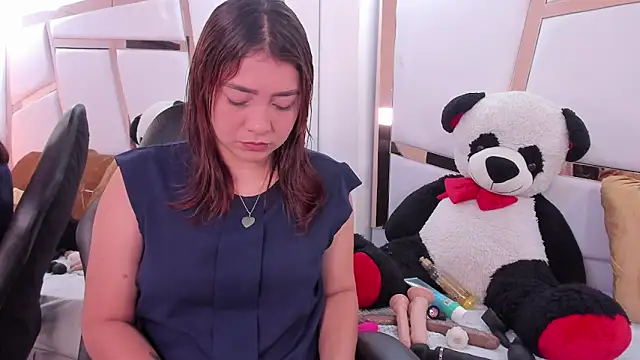 antonella moon7 online show from 04.07.26