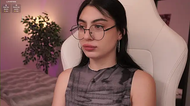 Snapshot of BlackkStorm chatting on 04.05.26 BlackkStorm online show from 04.05.26