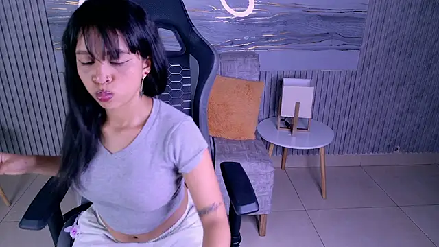 Abby18  online show from 02.13.26