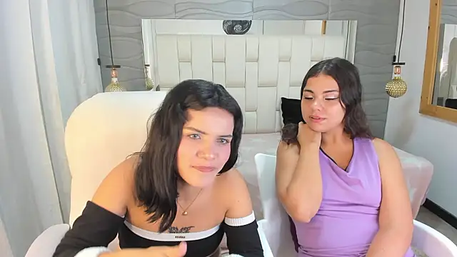 Snapshot of Veyra_sereny chatting on 03.10.26 Veyra sereny online show from 03.10.26