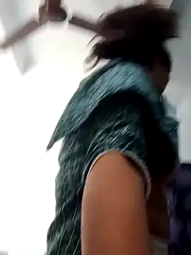 Anushka Singh0 online show from 03.12.26