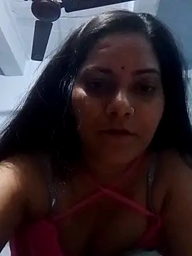 Anushka Singh0 online show from 03.21.26