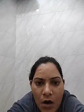 Snapshot of Anushka_Singh0 chatting on 06.15.26 Anushka Singh0 online show from 06.15.26