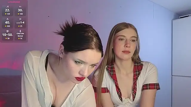 Snapshot of SirenBeatrice chatting on 02.25.26 SirenBeatrice online show from 02.25.26