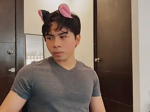 BentoBoxxx online show from 03.04.26