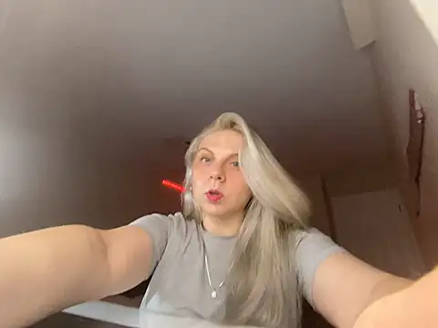 i love iva online show from 02.15.26