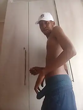 Leroyhotess online show from 02.16.26