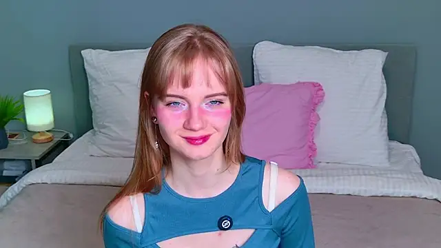 ElfieWhite online show from 05.12.26