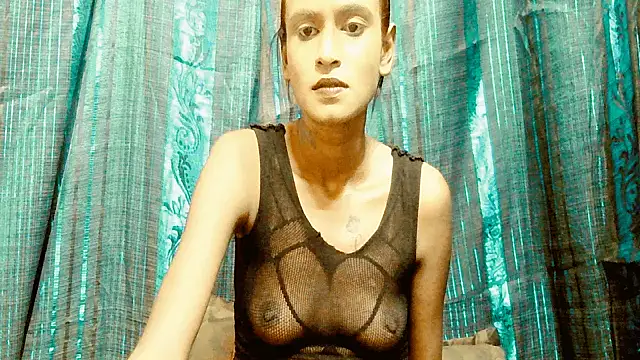 Snapshot of SassyXindian chatting on 04.19.26 SassyXindian online show from 04.19.26