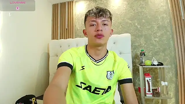 Dark Nico online show from 04.11.26