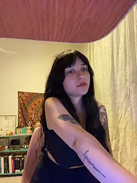 Abril Thompson221 online show from 02.16.26