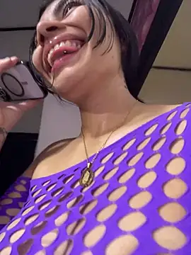 Snapshot of eimmy__skinny chatting on 04.30.26 eimmy skinny online show from 04.30.26