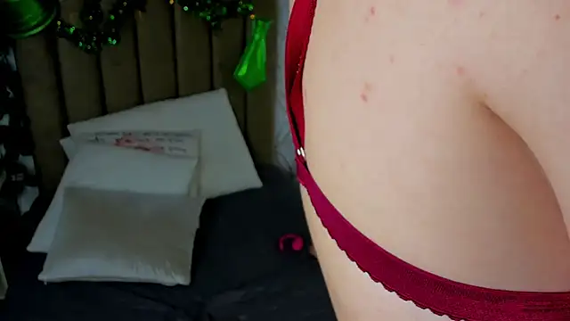 Snapshot of angelsky11 chatting on 03.16.26 angelsky11 online show from 03.16.26