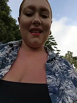 Freckless  online show from 02.21.26