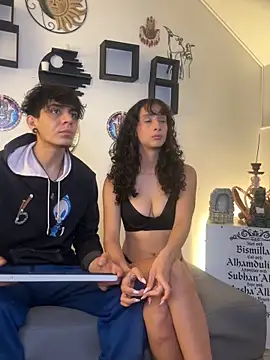 abrilandjulian online show from 04.17.26