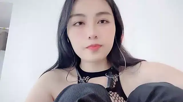 Snapshot of Lydia-668 chatting on 04.05.26 Lydia-668 online show from 04.05.26